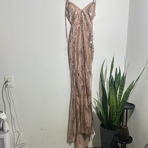 Elegant Sequin Prom Dress in Gold